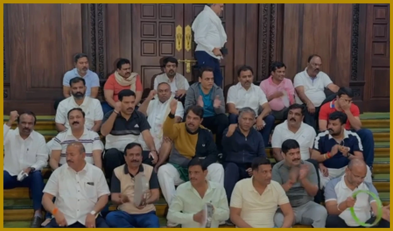 ਕਰਨਾਟਕ ਵਿੱਚ ਸ਼ਰਾਬ ਘੋਟਾਲਾ: ਭਾਜਪਾ-ਜੇਡੀਐਸ ਦੇ ਵਿਧਾਇਕਾਂ ਦਾ ਵਿਰੋਧ ਜਾਰੀ