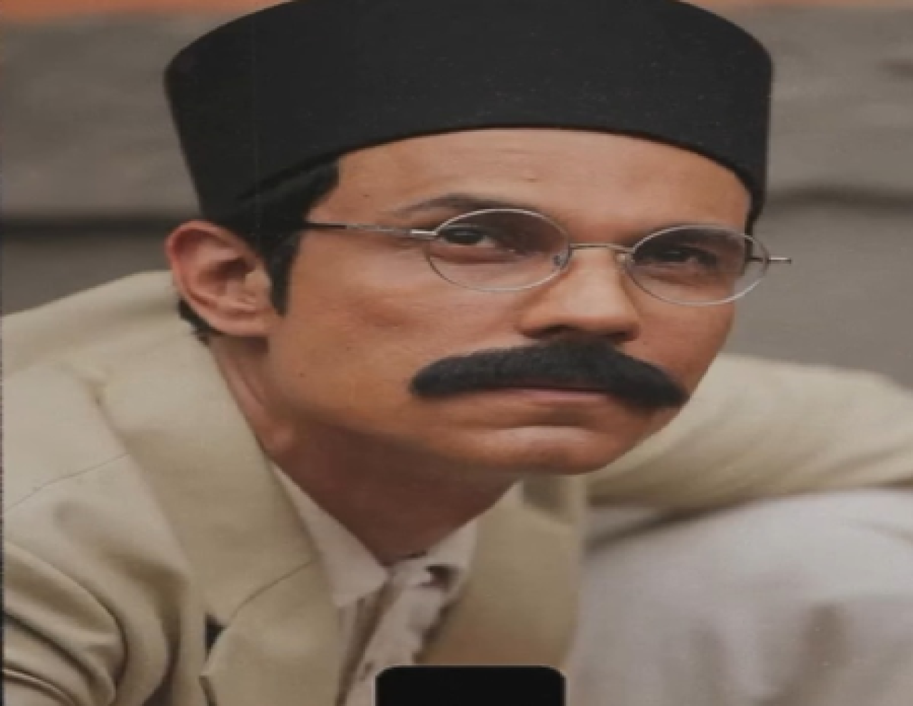 ਸਾਵਰਕਰ ਦੇ ਸੰਘਰਸ਼ ਨੂੰ ਦਰਸਾਉਂਦੀਆਂ ਫਿਲਮਾਂ