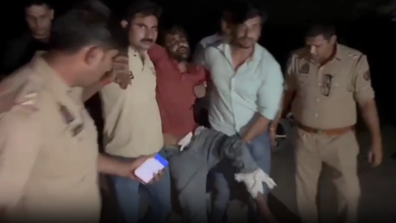 मथुरा: शातिर वाहन चोर और पुलिस के बीच मुठभेड़, दो गिरफ्तार मथुरा: शातिर वाहन चोर और पुलिस के बीच मुठभेड़, दो गिरफ्तार