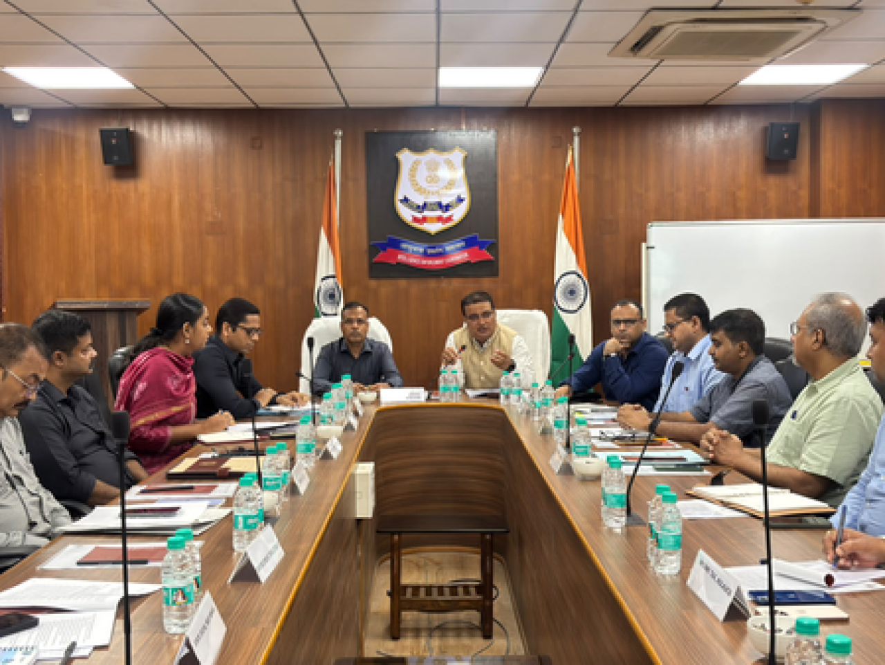 बंगाल: एनसीबी और अन्य एजेंसियों ने मादक पदार्थों की तस्करी के खिलाफ रणनीतियों पर चर्चा की